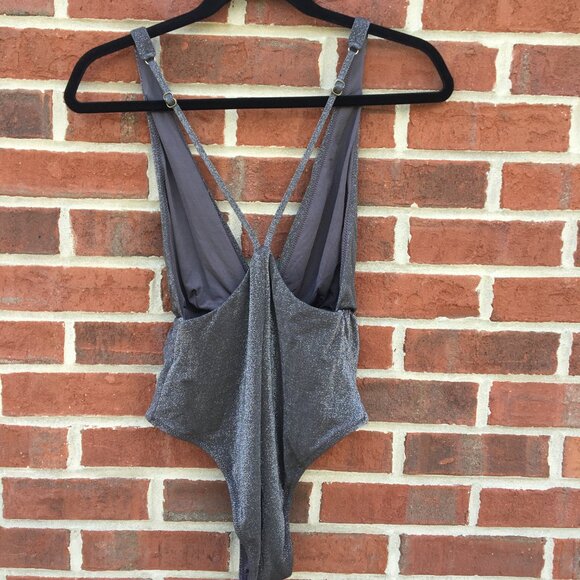 Vitamin A Stella Swimsuit Size 8/M Metallic Graphite Grey Deep Plunge Cheeky USA - Picture 3 of 6